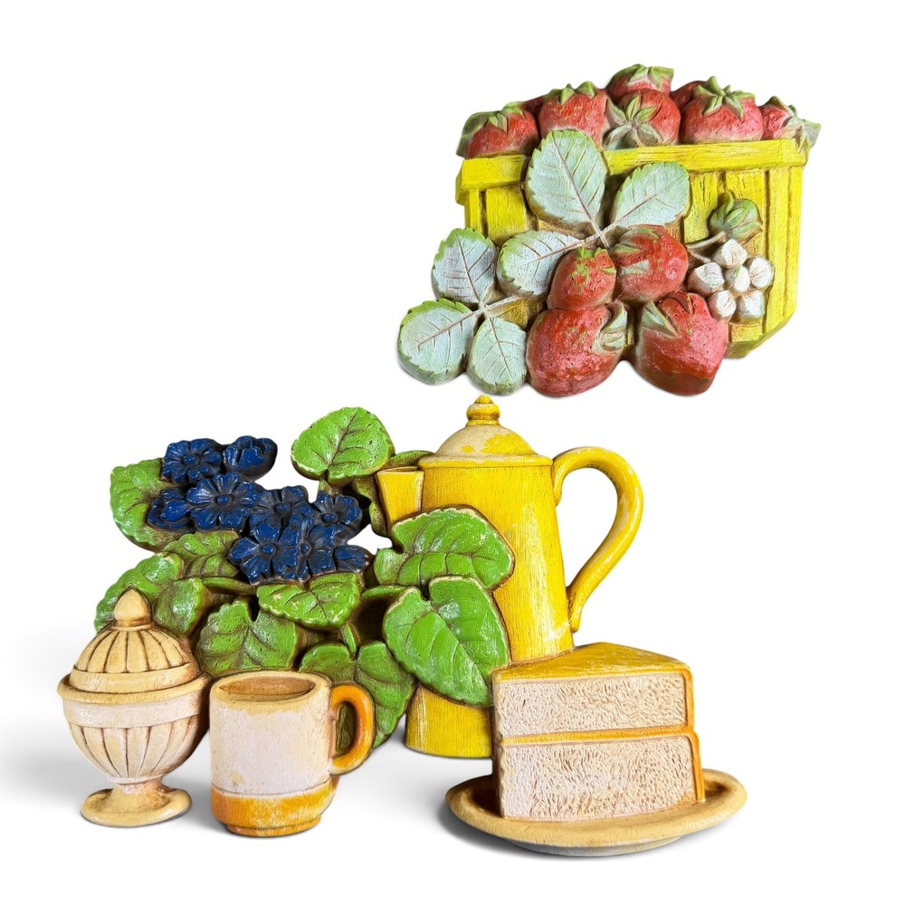 Vintage 1976 Syroco Wall Plaques Set Coffee Pot Strawberry Basket Kitchen Decor